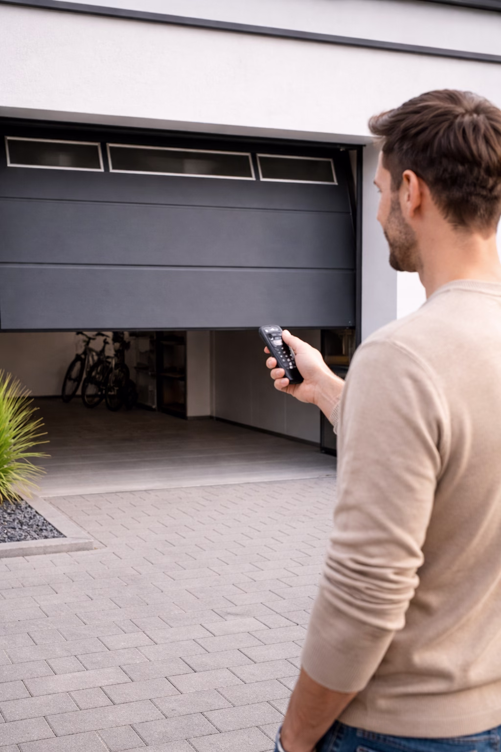 Garagentor von Torbau Sachsen